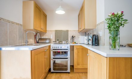 2 Bed in Weymouth 3
