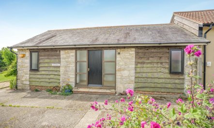 2 Bed in Weymouth 4