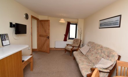 2 Bed in Weymouth 5
