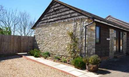 2 Bed in Weymouth 1