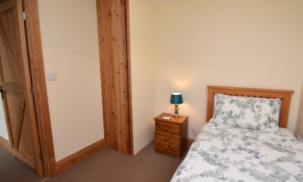 2 Bed in Weymouth 8