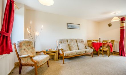 2 Bed in Weymouth 6