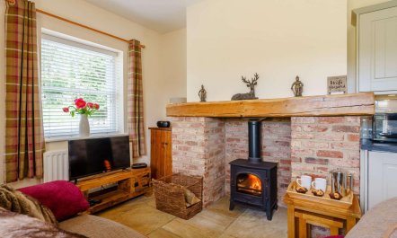 1 Bed in Whitby 7