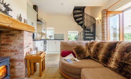 1 Bed in Whitby 8