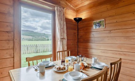 2 Bed in Beauly 4