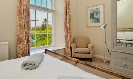 2 Bed in Beaminster 8