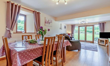 3 Bed in Launceston 8