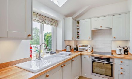 1 Bed in Melbury Abbas 5