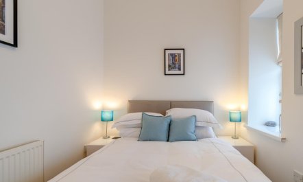 3 Bed in Tenby 2