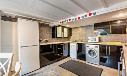 2 Bed in Brixham 9
