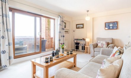 2 Bed in Westward Ho 2