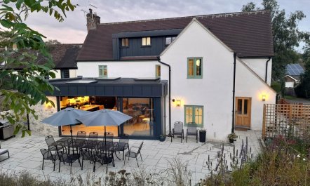 6 Bed in Blandford Forum