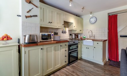 2 Bed in Holt 6