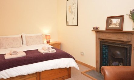 2 Bed in West Linton 5