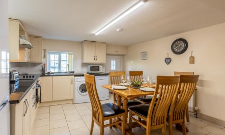 3 Bed in Helston 7