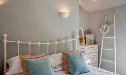 2 Bed in Sandsend 9
