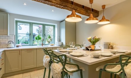 3 Bed in Cheltenham 5