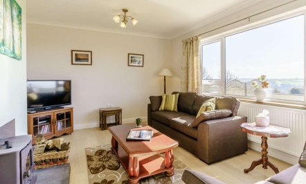 3 Bed in Clynderwen 5