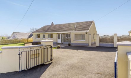 3 Bed in Maenclochog 0