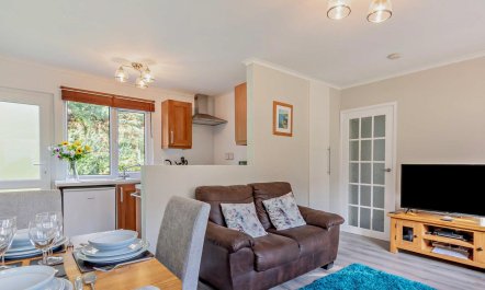 2 Bed in Nolton Haven