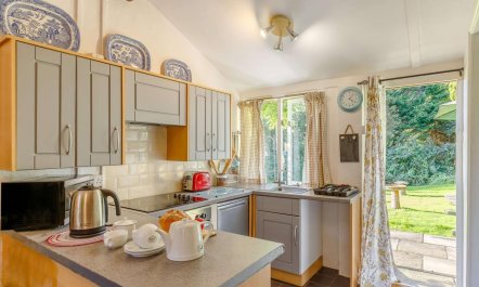 1 Bed in Kingsbridge 1