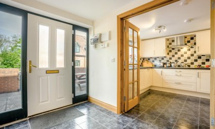 2 Bed in Bridport 8