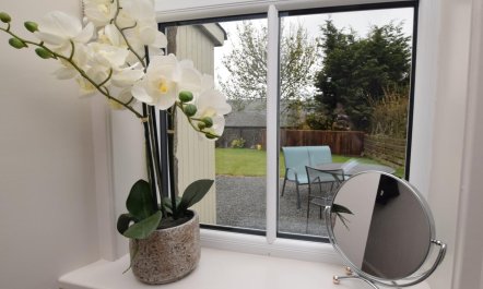 1 Bed in West Linton 8