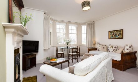 1 Bed in Eastbourne 2