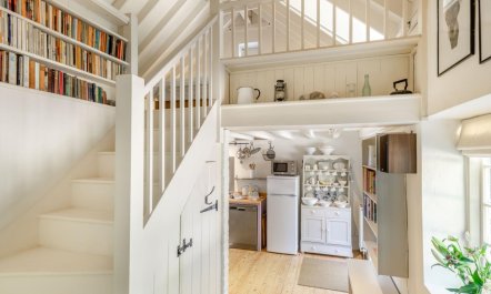 1 Bed in Holt 8