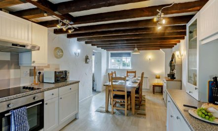 4 Bed in Bideford 9