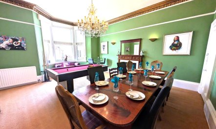 5 Bed in Melrose 4