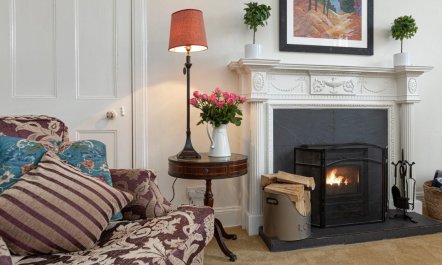 5 Bed in Melrose 2