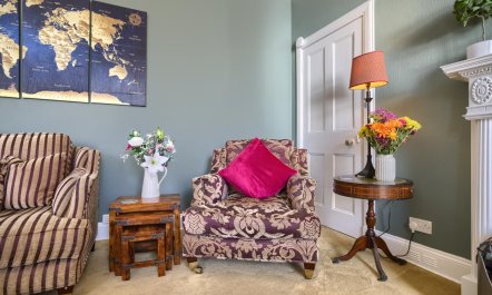 5 Bed in Melrose 7