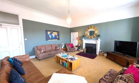 5 Bed in Melrose 1