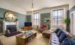 5 Bed in Melrose 2