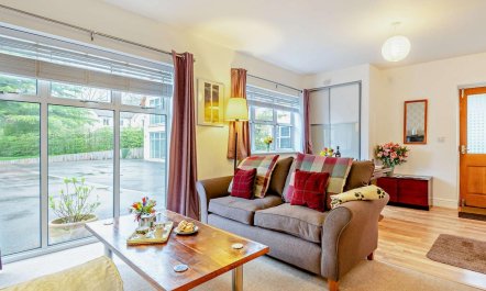 2 Bed in Cheltenham 3