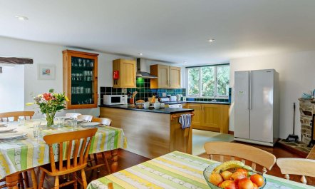 4 Bed in Liskeard 9