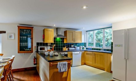 4 Bed in Liskeard 8