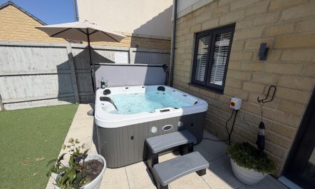 4 Bed in Whitby 5
