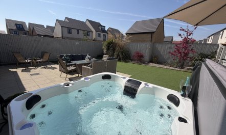 4 Bed in Whitby 2