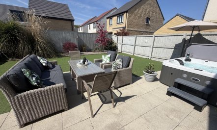 4 Bed in Whitby 6