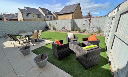 4 Bed in Whitby 3
