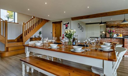 5 Bed in Builth Wells 9