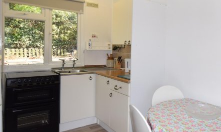 2 Bed in Holt 5