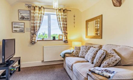 1 Bed in Ilfracombe 2