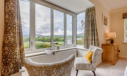 3 Bed in Llanrhaeadr Ym Mochnant 0