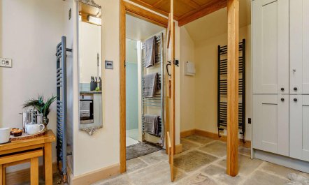1 Bed in Whitby 6
