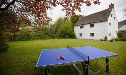 3 Bed in Abergavenny 1