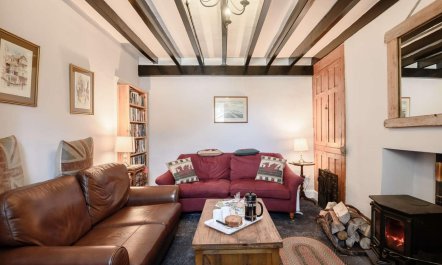 2 Bed in Llwyngwril 4