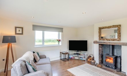 3 Bed in Belford 2